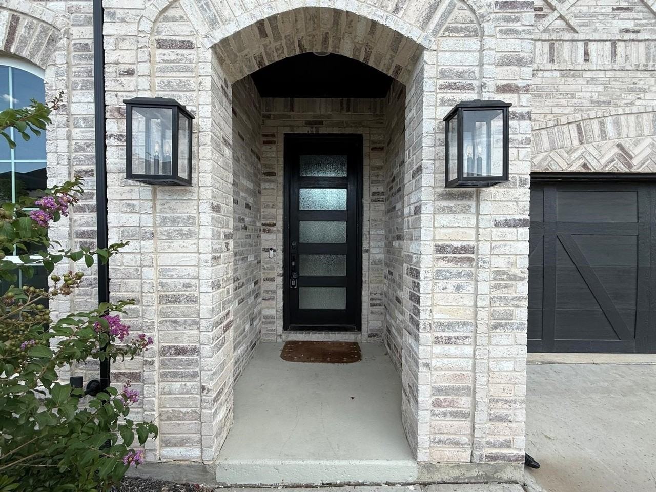 10678 Grayhead Dr - Photo 3 of 24