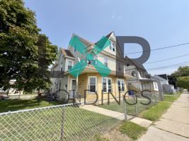 featured image of 719 N 2nd St