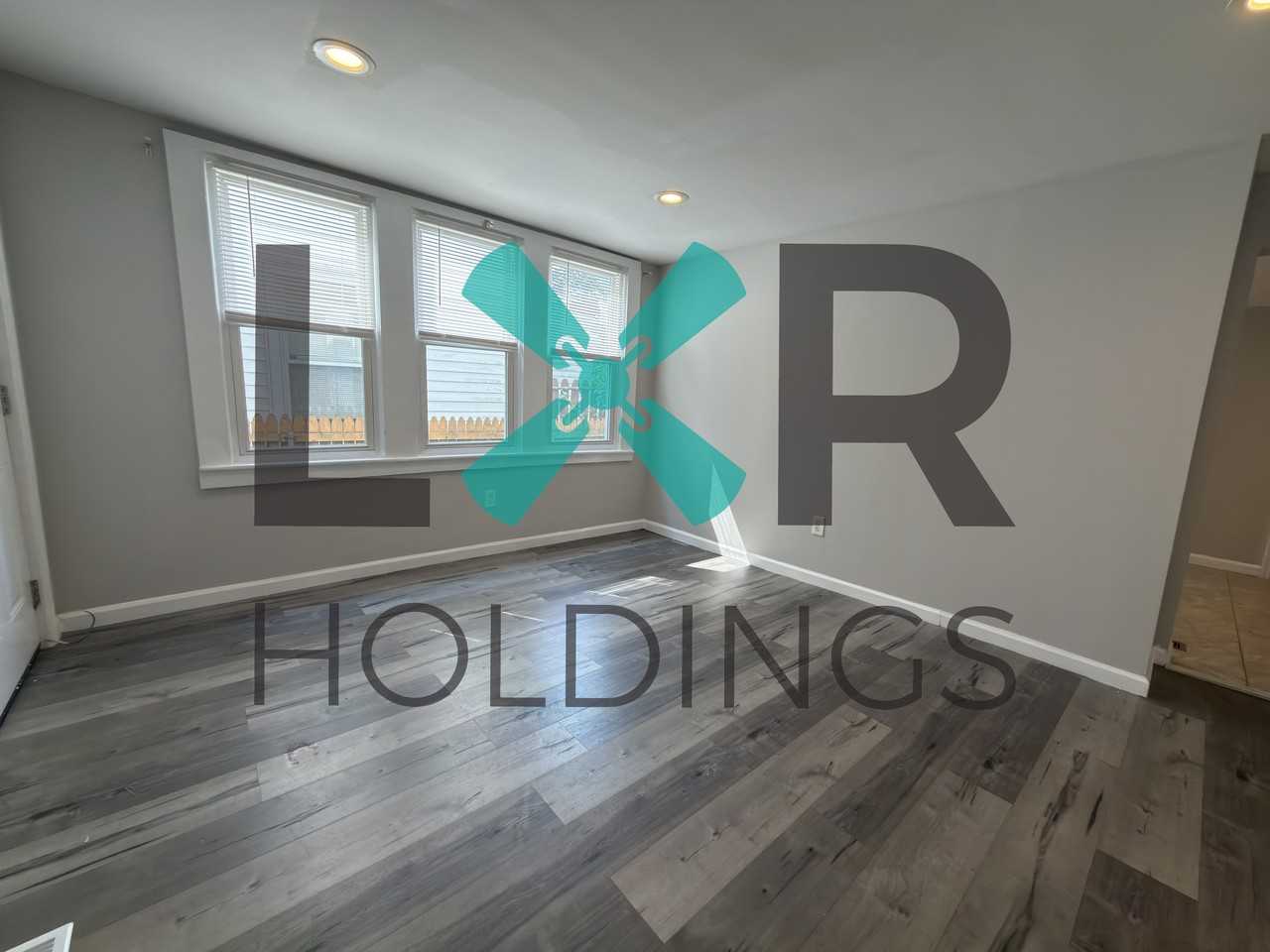 208 E Oak St #208A - Photo 5 of 10
