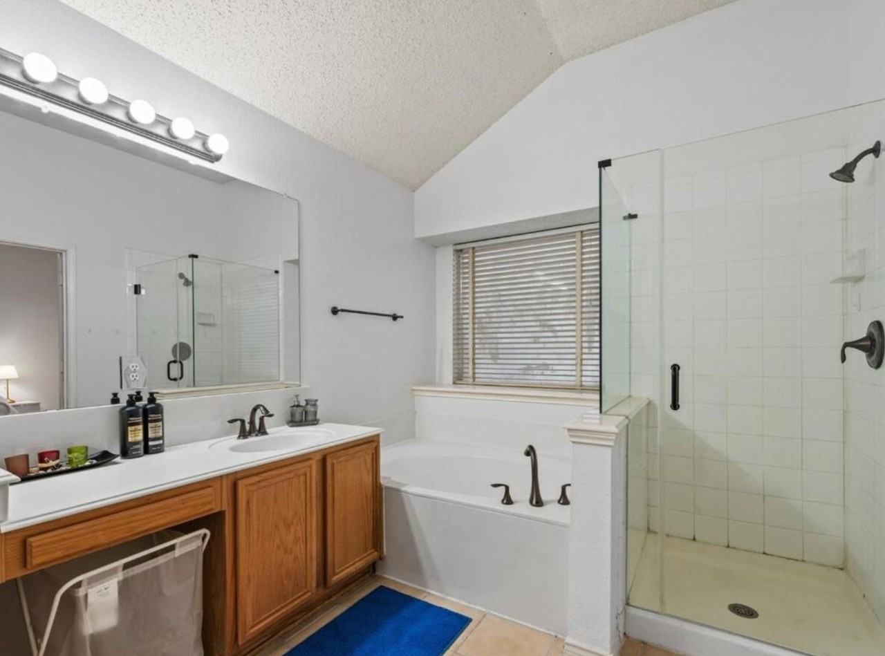 7710 Brookview Dr - Photo 5 of 11