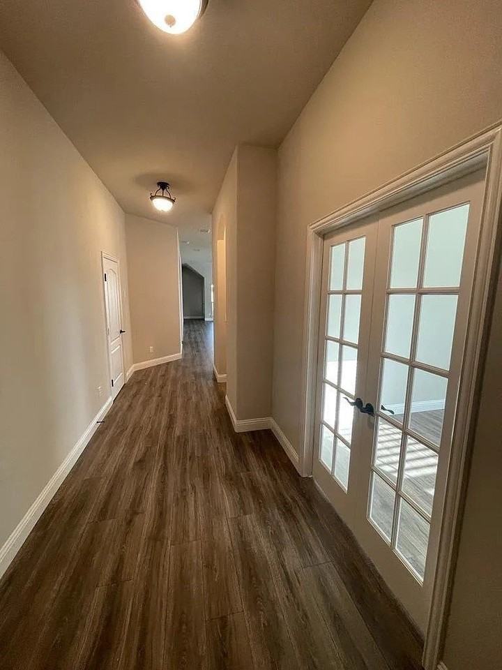2306 Ranchwood Dr - Photo 3 of 20