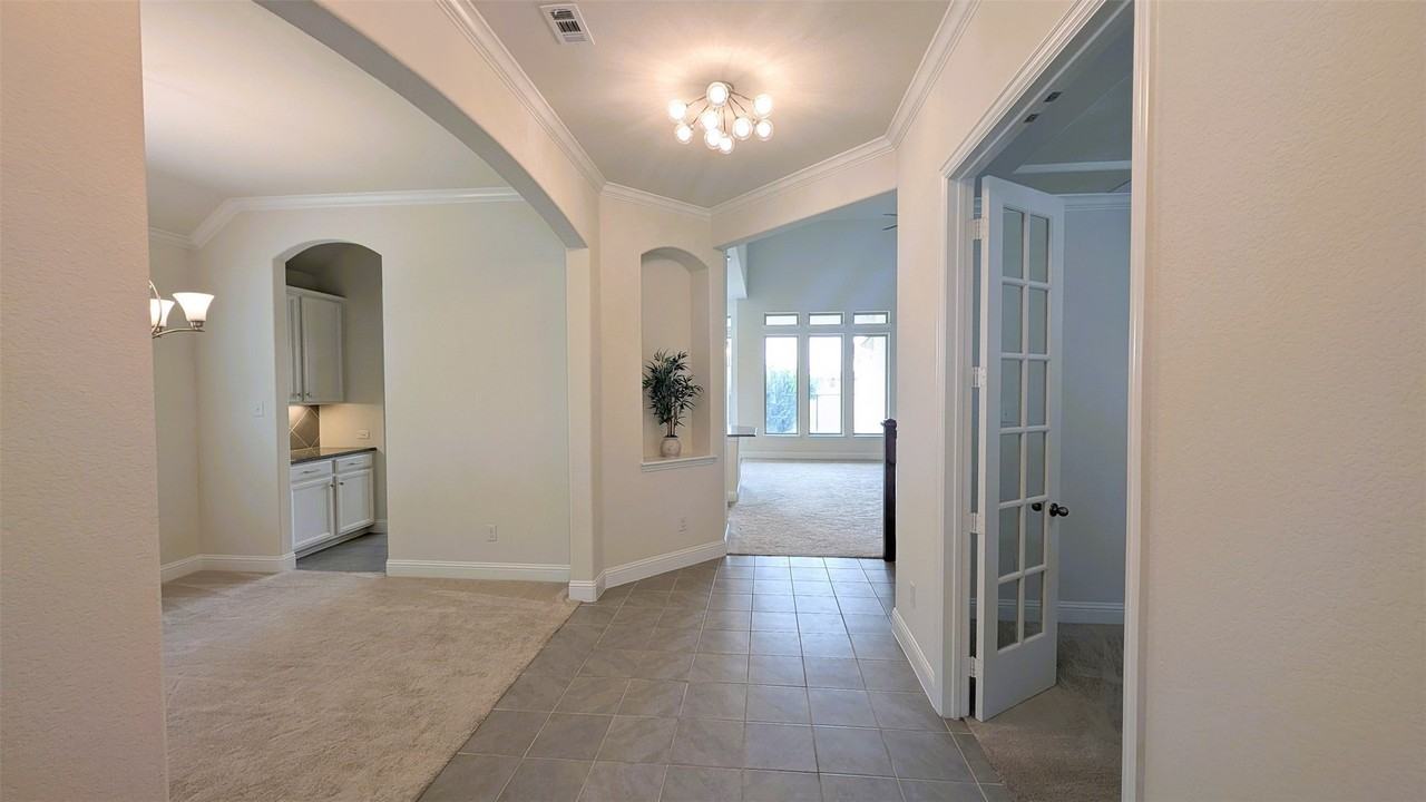 16284 Sage Crest Dr - Photo 3 of 32