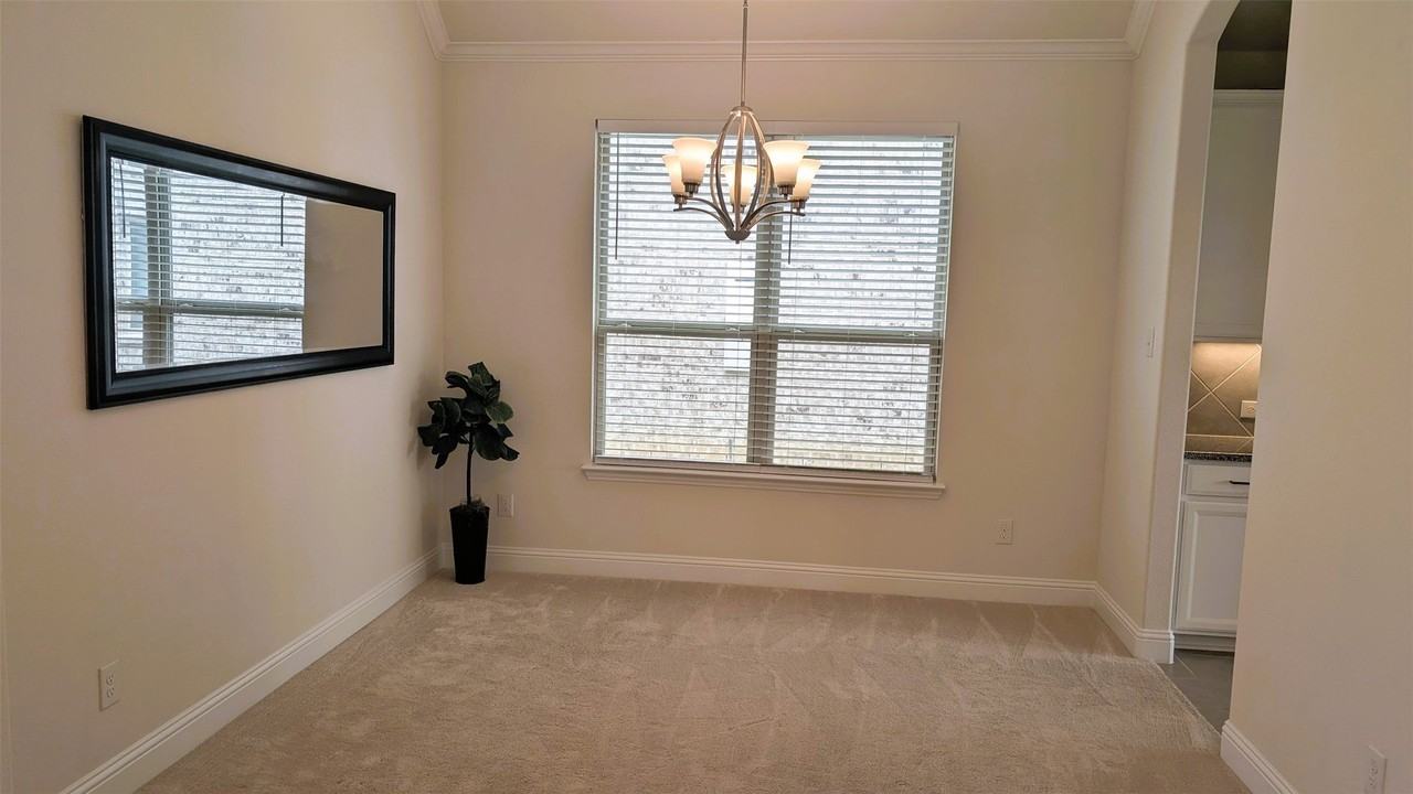16284 Sage Crest Dr - Photo 5 of 32