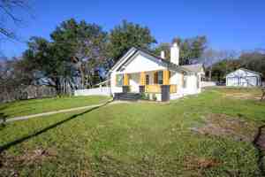 featured image of 71 Crown Rd