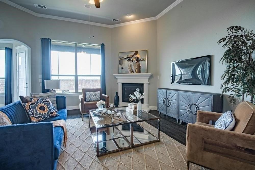 3000 Comal Ct - Photo 4 of 20