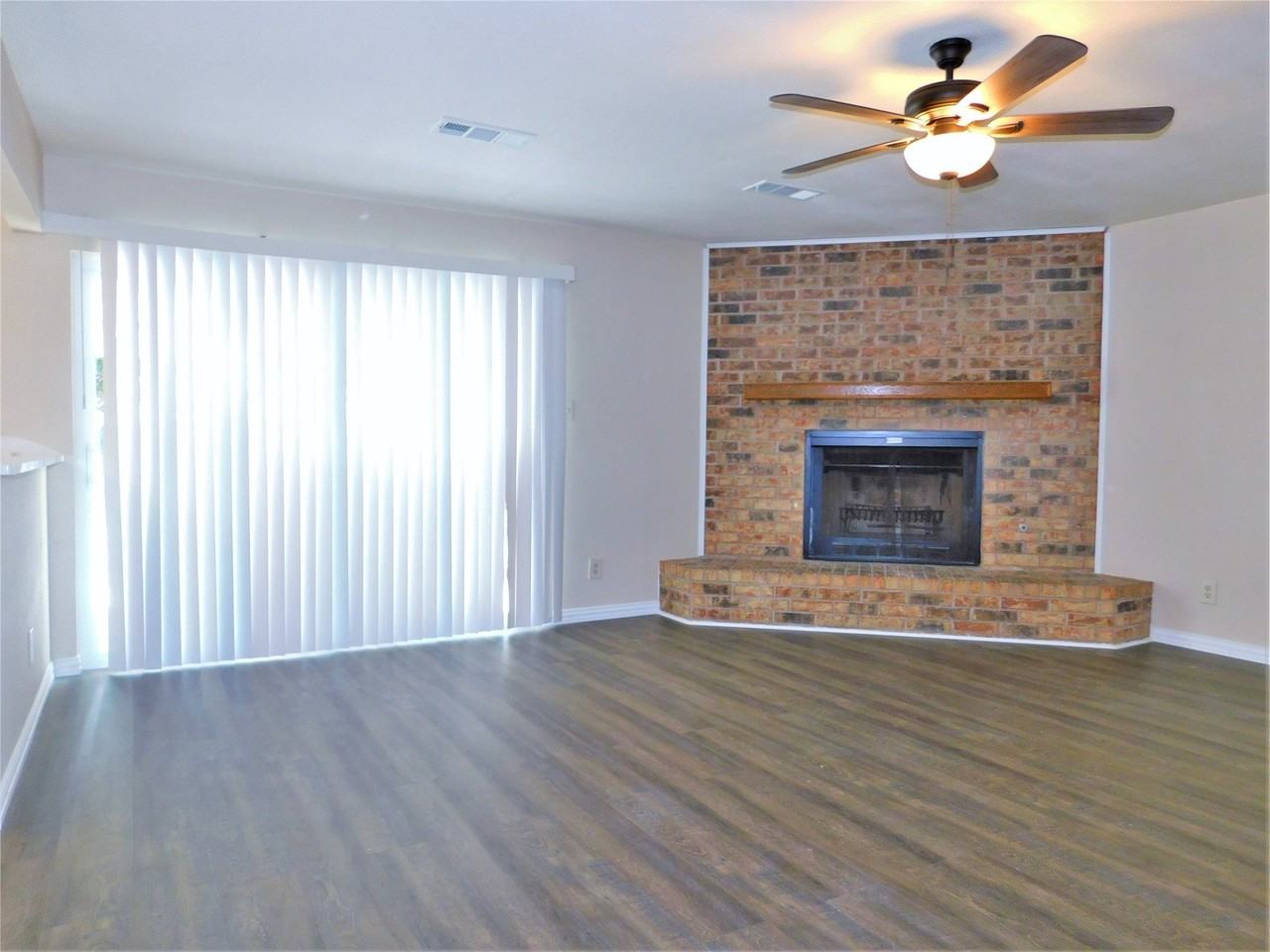 3812 Yellowstone Pl - Photo 7 of 26