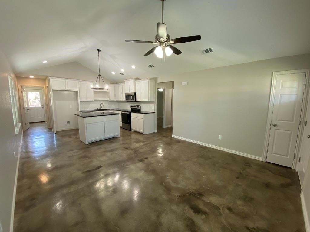 1017 S Scullin Ave - Photo 2 of 10