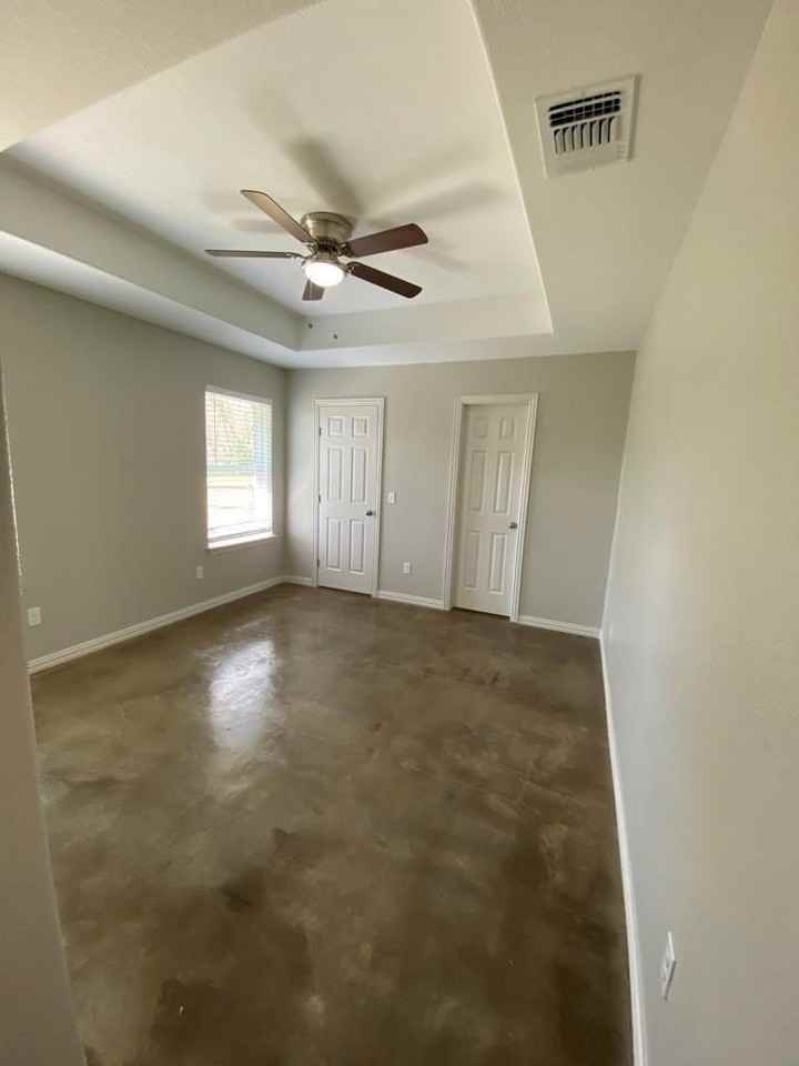 1017 S Scullin Ave - Photo 4 of 10