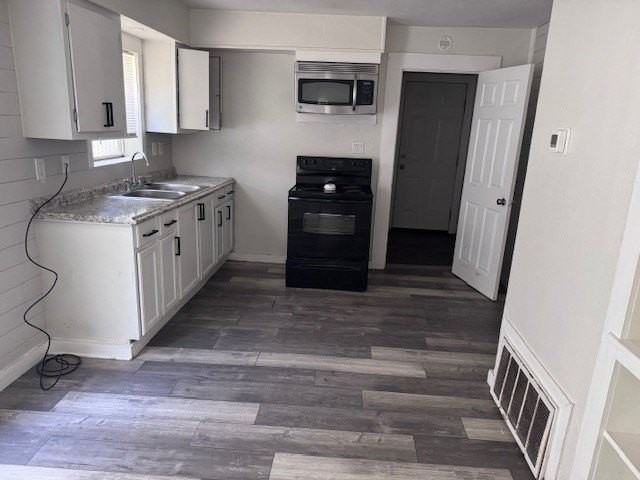 354 28th St Ne - Photo 3 of 10