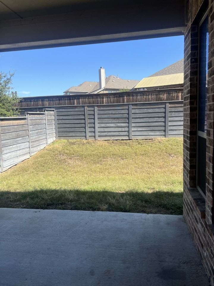 5136 Shallow Pond Dr - Photo 4 of 10