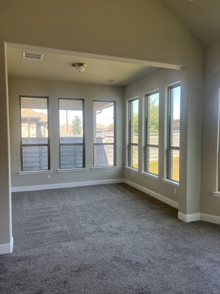 5136 Shallow Pond Dr - Photo 6 of 10