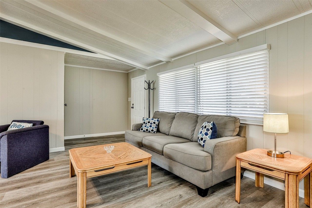 1802 Taxco Ct - Photo 3 of 25