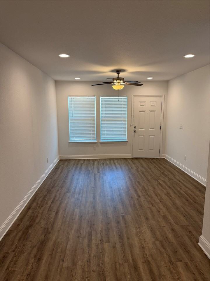 3511 Elm Grove Rd - Photo 2 of 6