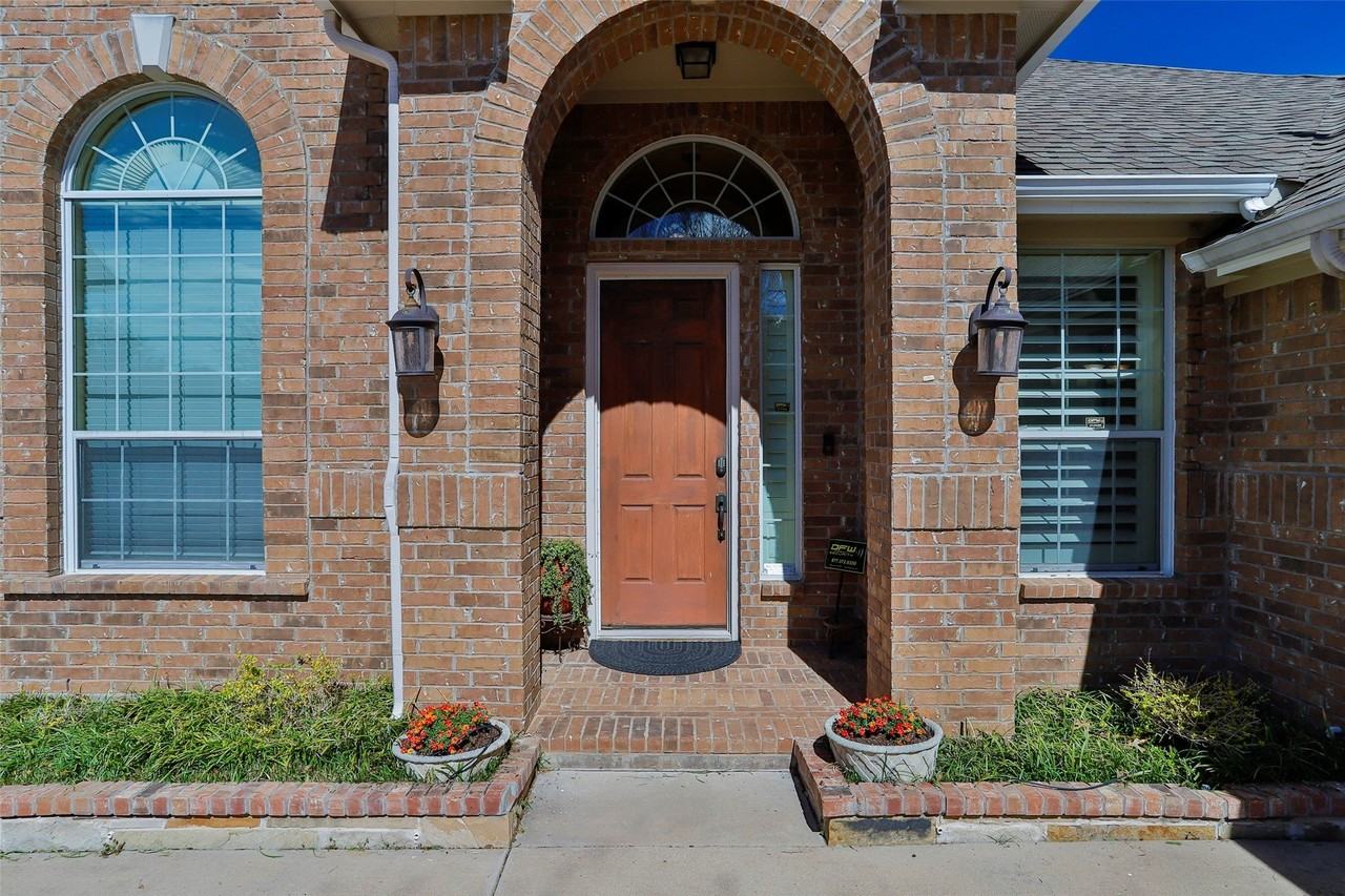 3513 Oliver Dr - Photo 2 of 31