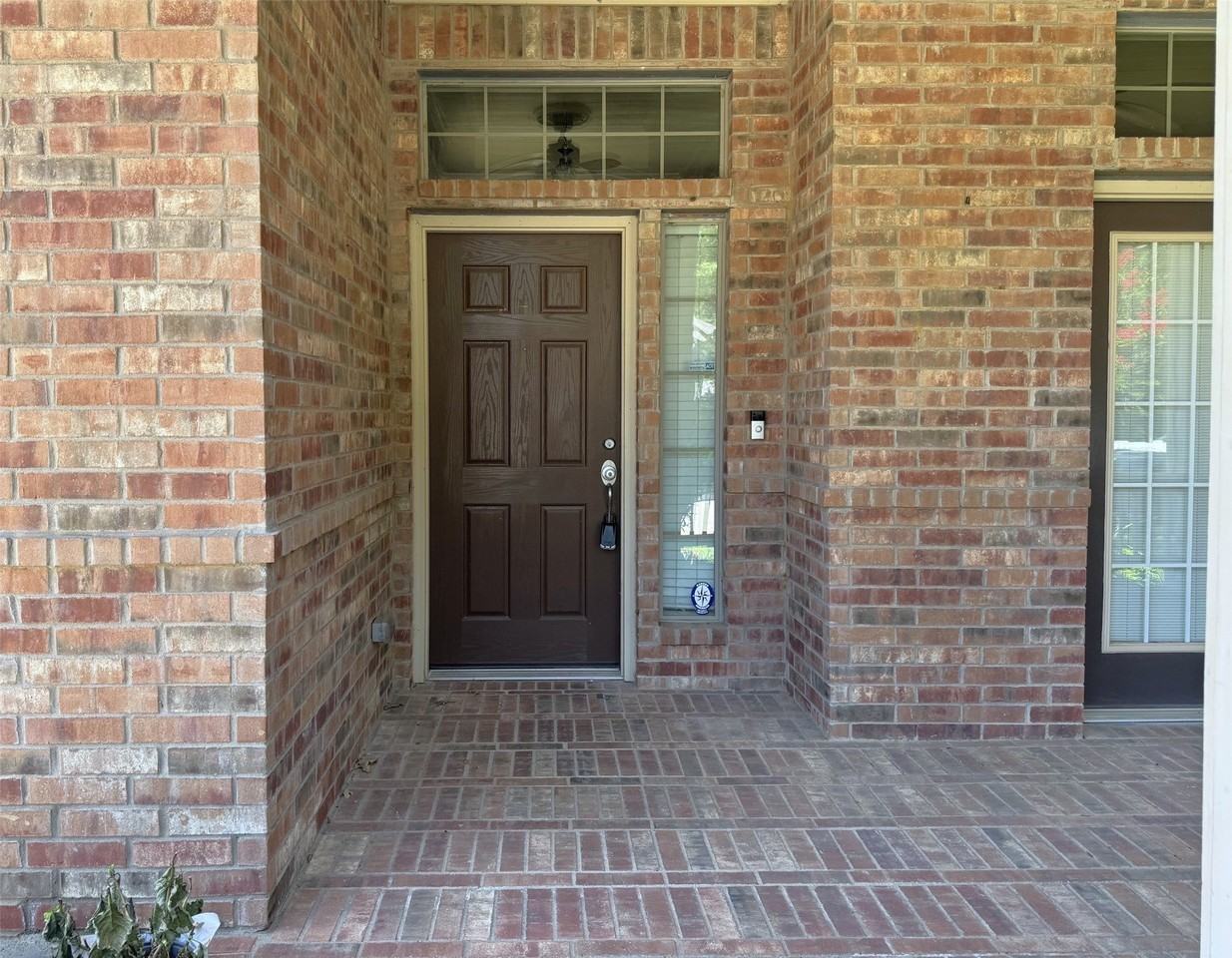 108 Red Bluff Dr - Photo 4 of 39