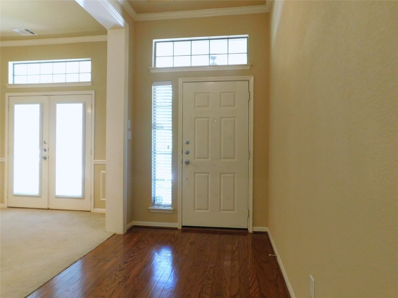 108 Red Bluff Dr - Photo 6 of 39