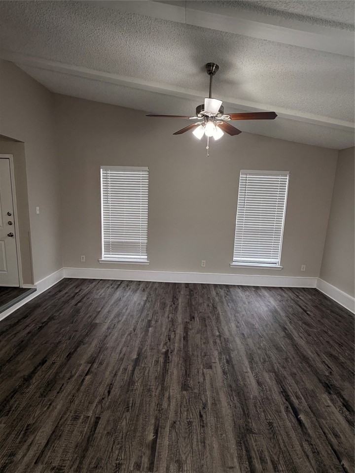 2011 Lavon Creek Ln - Photo 6 of 22