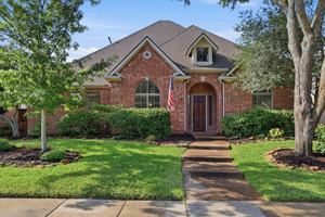 featured image of 1405 Salado Dr
