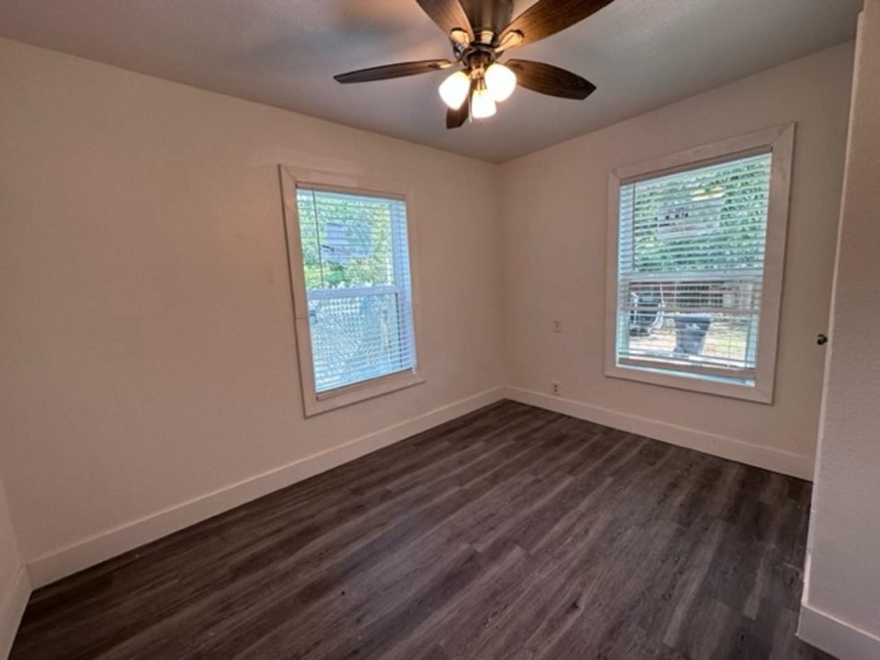 706 E Acheson Rd - Photo 3 of 12