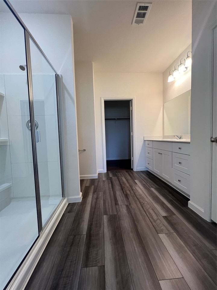 794 Yorkshire Dr - Photo 6 of 18