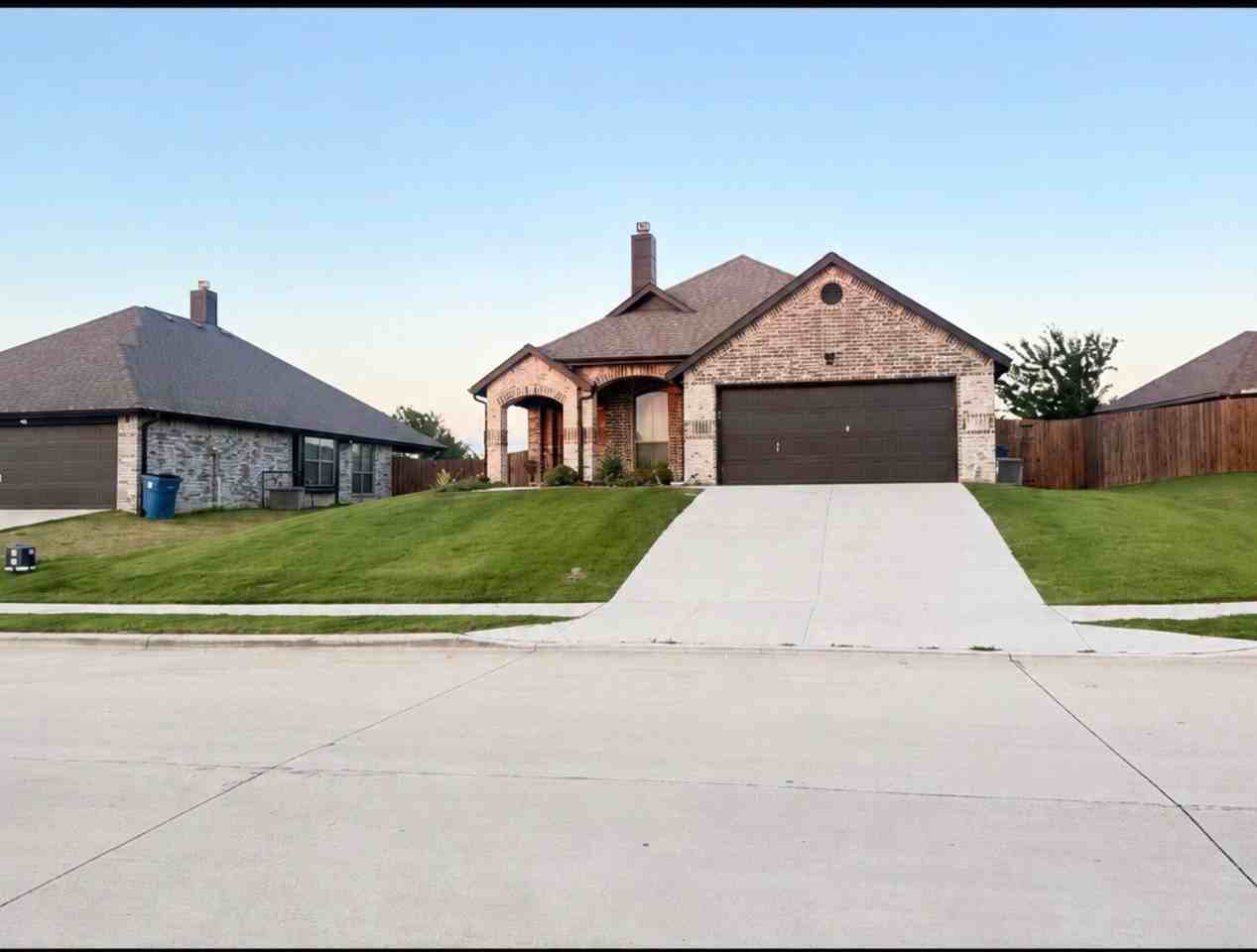 315 Pennington Rd - Photo 2 of 3