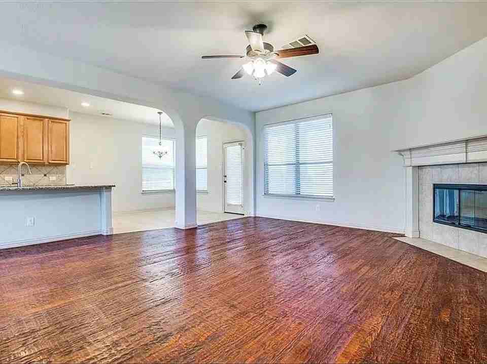 13990 Stevens Point Dr - Photo 7 of 20