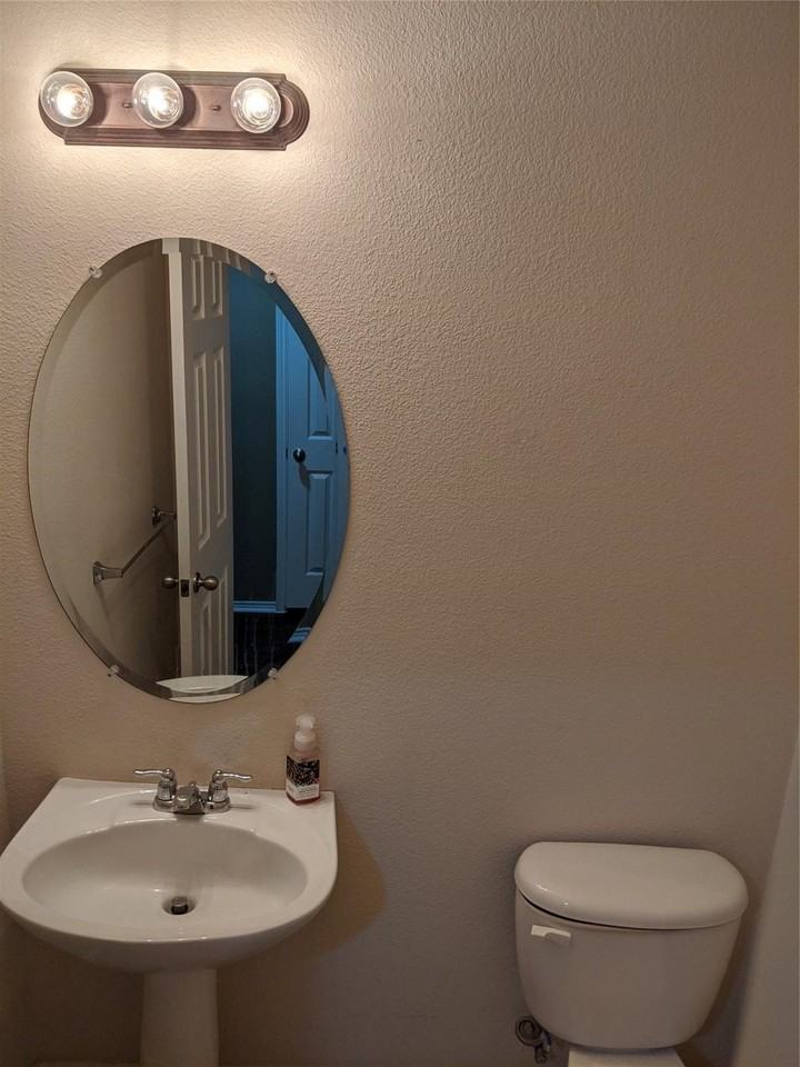 4525 Mountain Oak St - Photo 5 of 26