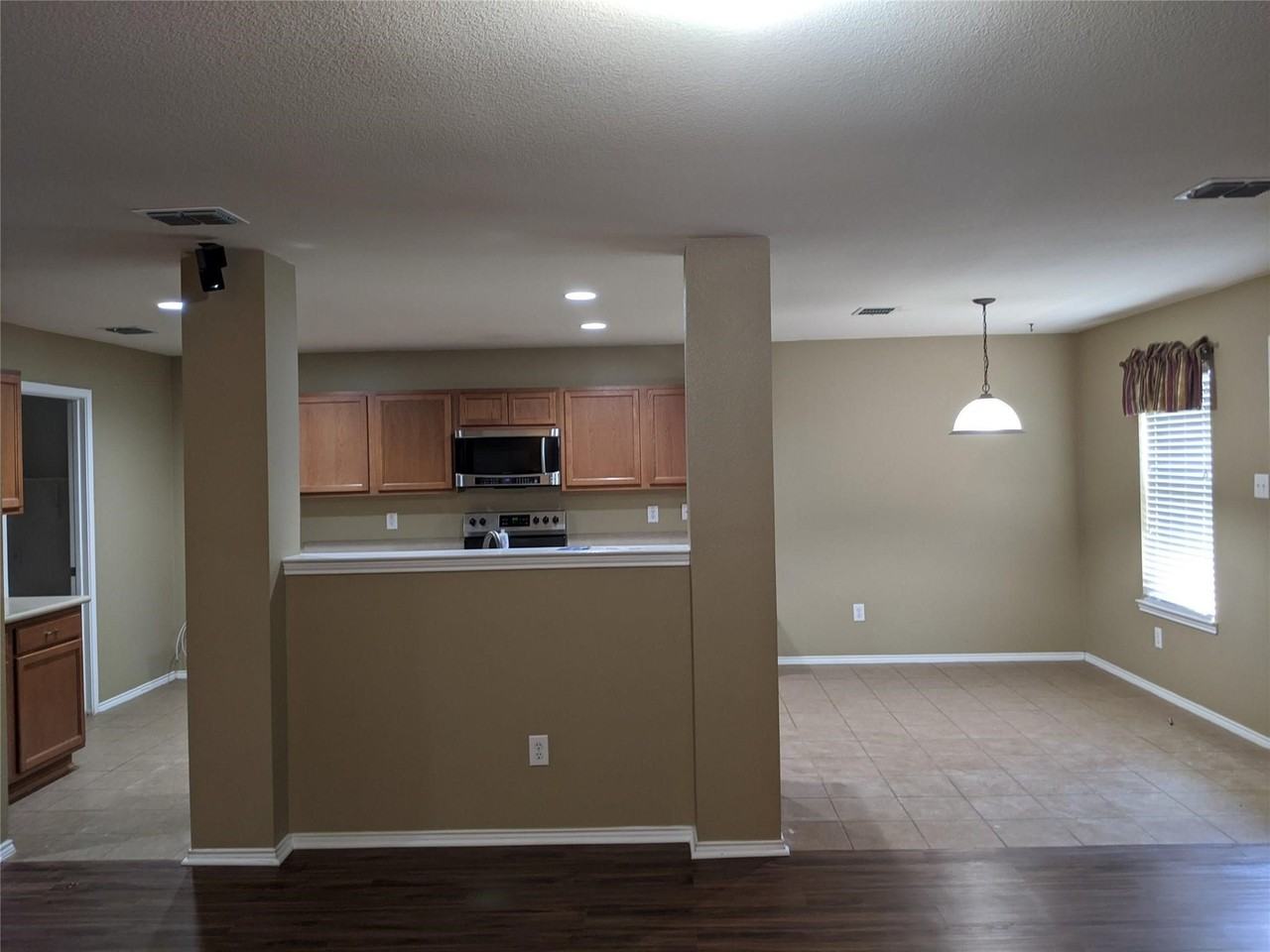 4525 Mountain Oak St - Photo 7 of 26