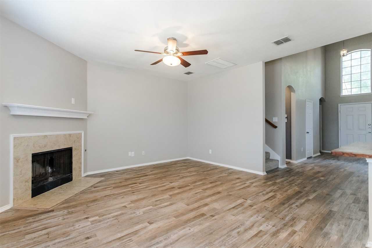 203 Arabian Rd - Photo 6 of 24