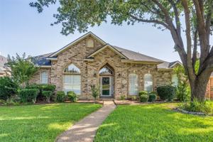 featured image of 2913 Bellerive Dr