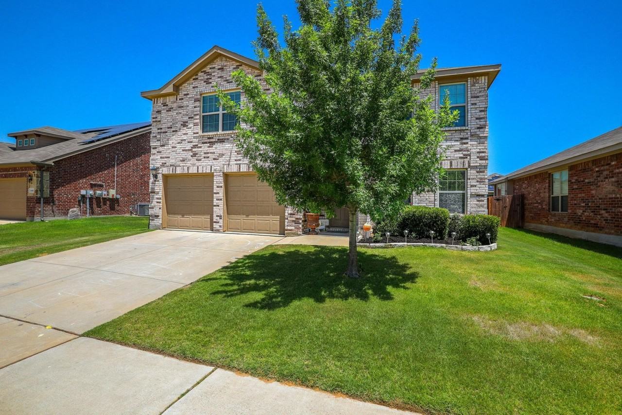 5305 Wharfside Pl - Photo 4 of 25
