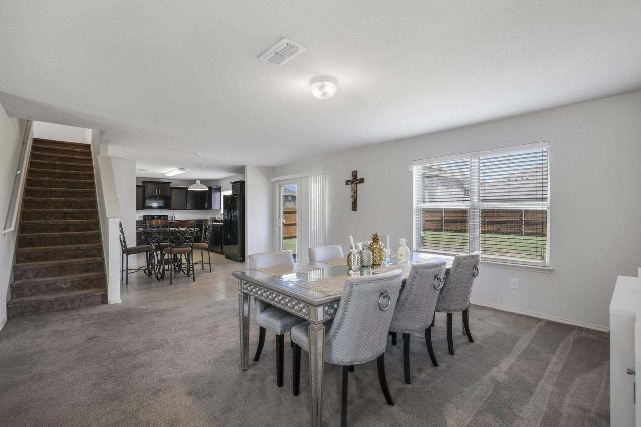 5305 Wharfside Pl - Photo 7 of 25