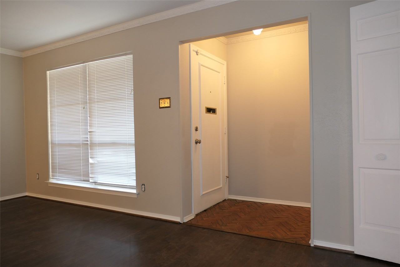 6315 Rincon Way - Photo 4 of 28