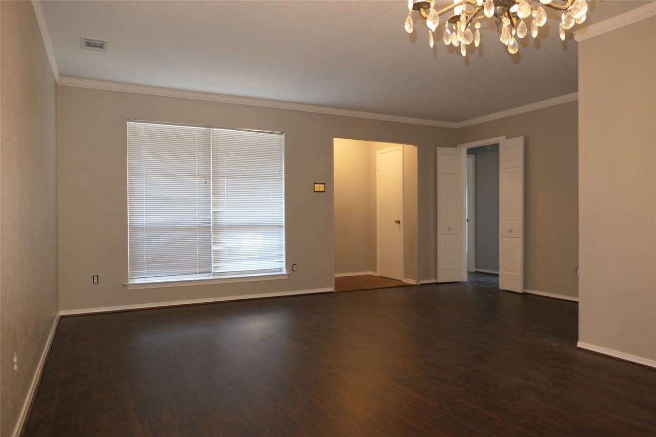 6315 Rincon Way - Photo 5 of 28