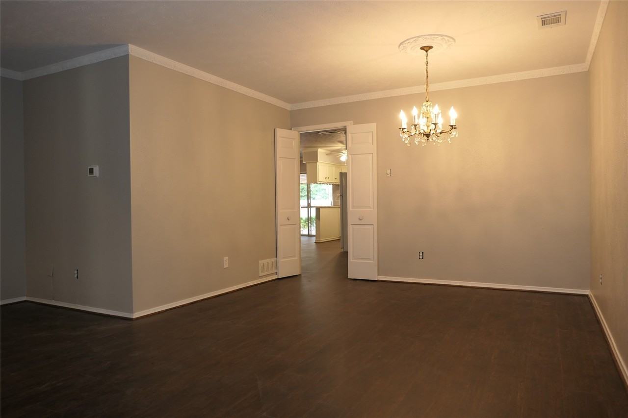 6315 Rincon Way - Photo 6 of 28