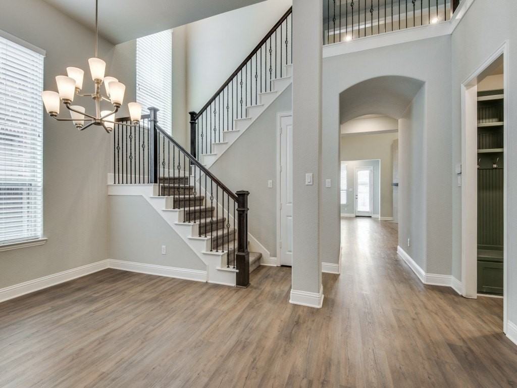 3511 Meridian Ave - Photo 3 of 34