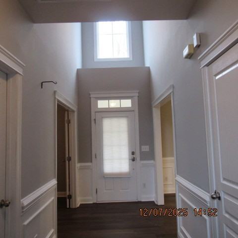 8520 Dargan Ln - Photo 2 of 13