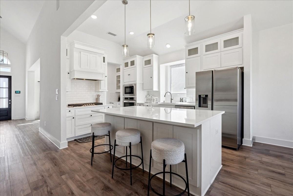 1710 Highwood Rd - Photo 7 of 25
