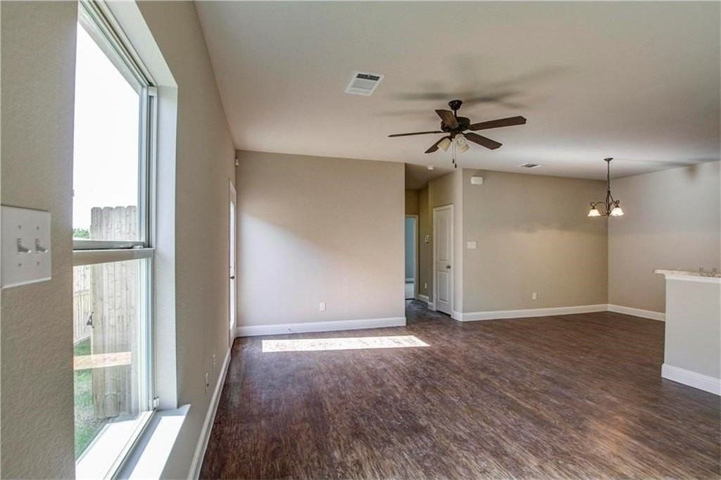 428 Canvas Ct - Photo 5 of 14