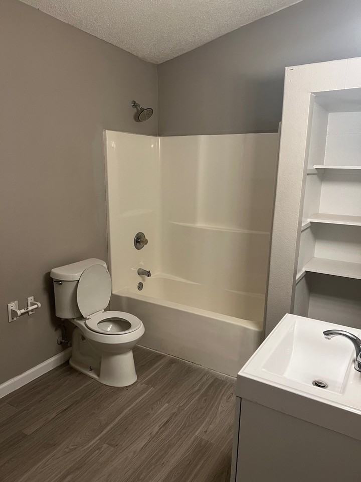 9451 Gonzales Dr - Photo 4 of 16
