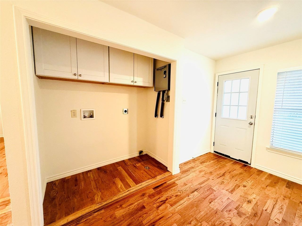 632 Peggs St - Photo 6 of 40