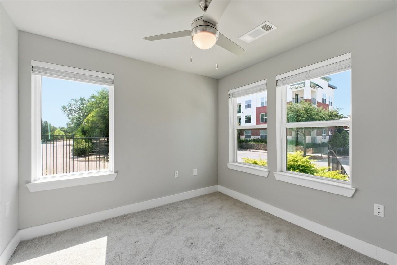 3369 Wynwood Dr - Photo 6 of 35