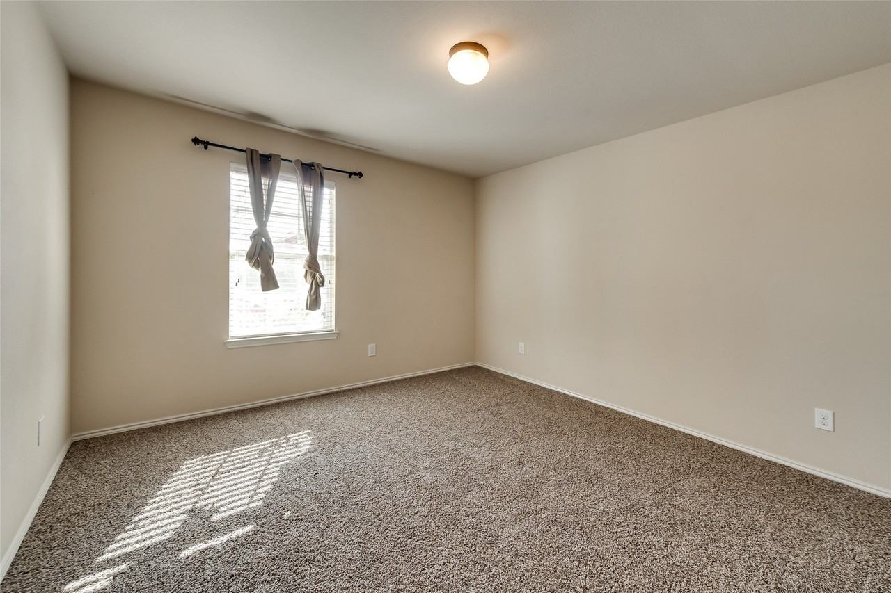 7000 Derbyshire Dr - Photo 6 of 27