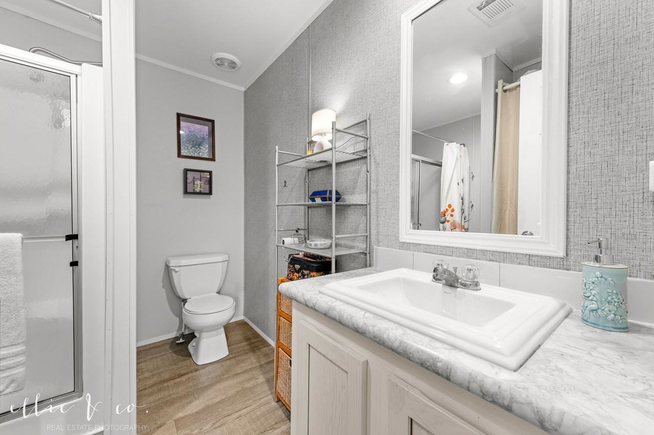 426 Daniel Way - Photo 6 of 13