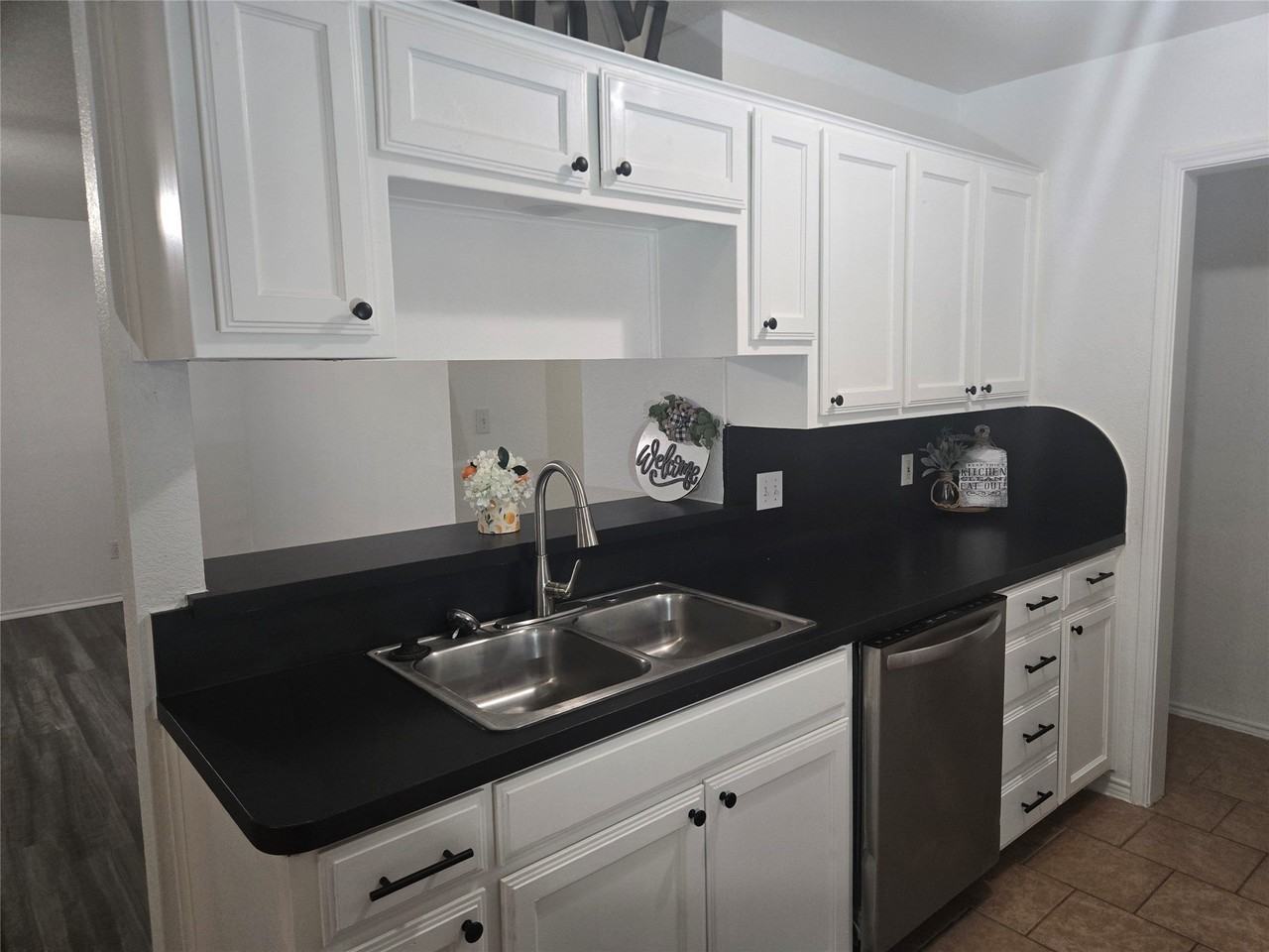 2545 E Renfro St #A - Photo 5 of 18
