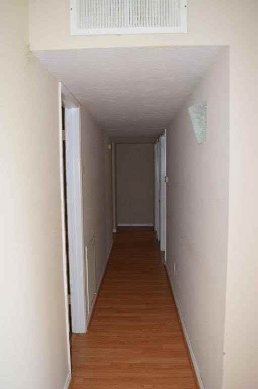 506 Willow Oak St - Photo 5 of 10