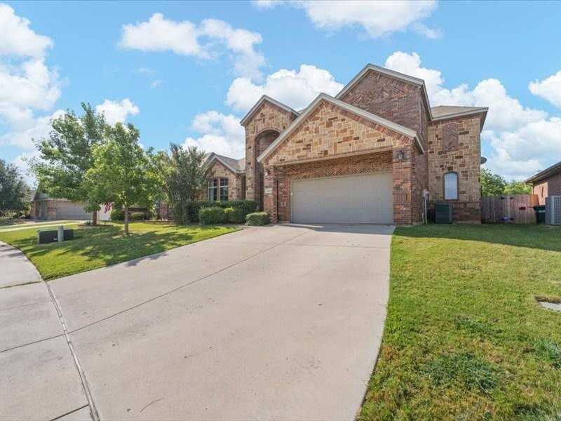 654 Plum Dr - Photo 2 of 34