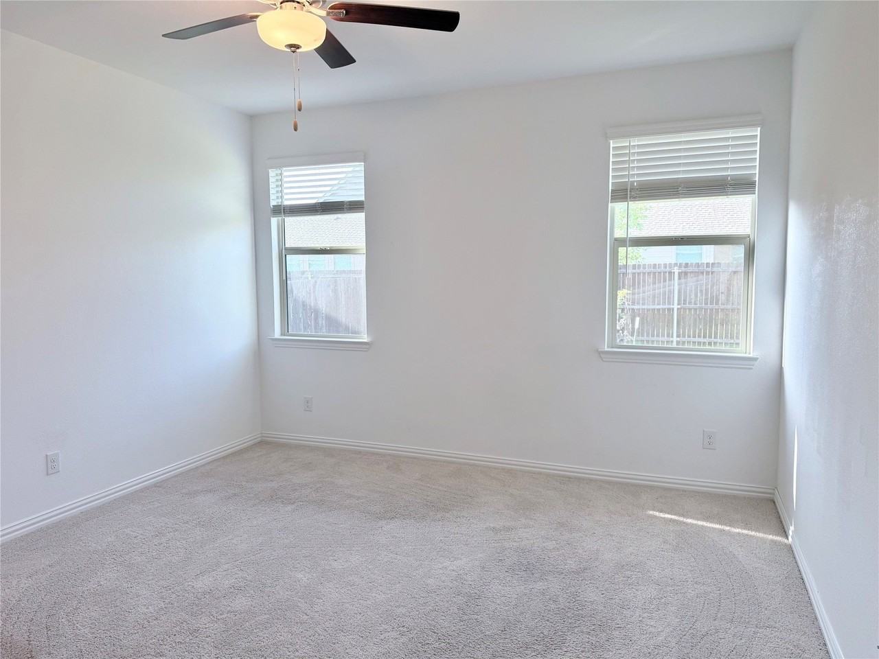 1200 Mahogany Ln - Photo 6 of 14