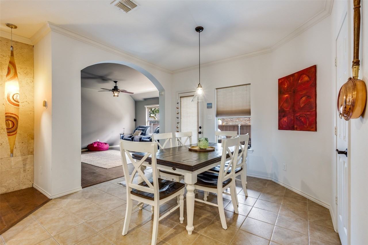 1204 Thimbleberry Dr - Photo 7 of 16