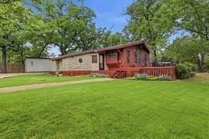 111 Oak Tree Ln - Photo 2 of 40